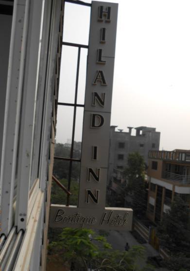 Hiland Inn Calcutta Buitenkant foto